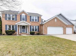 1004 Durham Dr, Bloomington, IL 61704