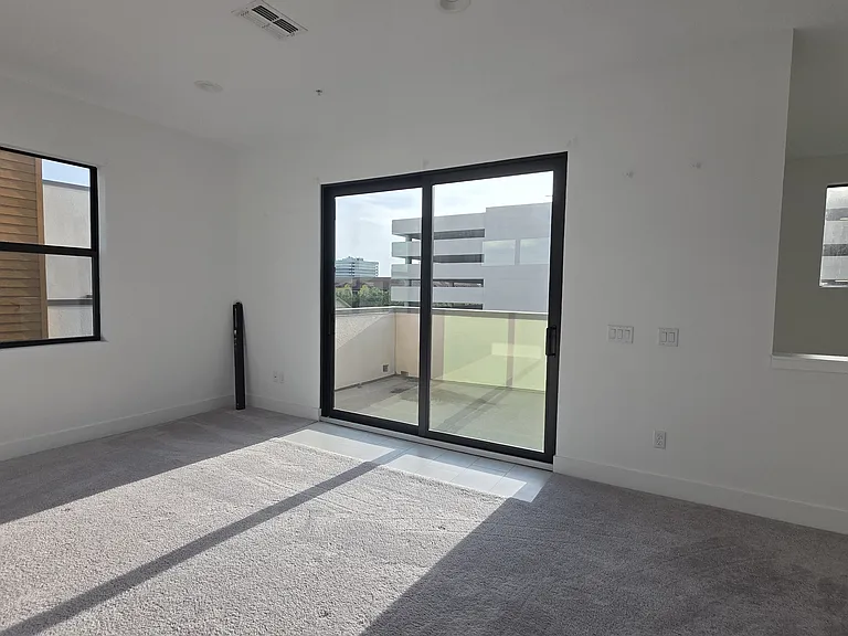 2511 N Grady Ave #6 — Photo 31