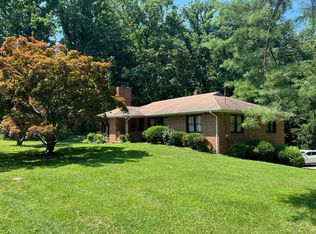 5508 Dunrovin Ln, Perry Hall, MD 21128