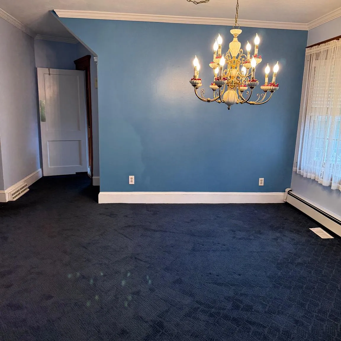 2 bed, 1.0 bath, 1000 sqft, $2,300 — Photo 4