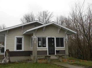 202 W 4th St, Ridgeville, IN 47380