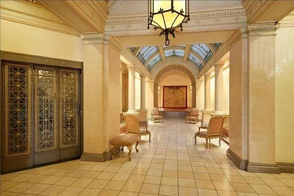 Sold by Corcoran | media 27