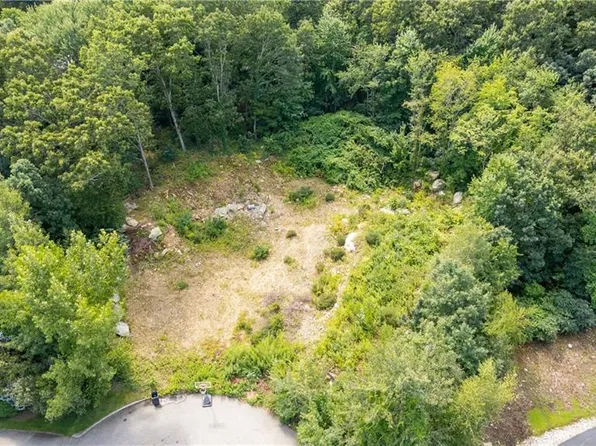 9 Alyssa Ln, Lincoln, RI 02865