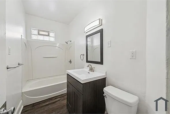 3 bed, 1300 sqft, $1,400 — Photo 3