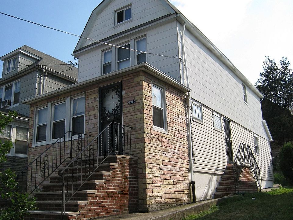 1st image of 2714 Butler St