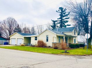 408 N Thayer St, Bourbon, IN 46504