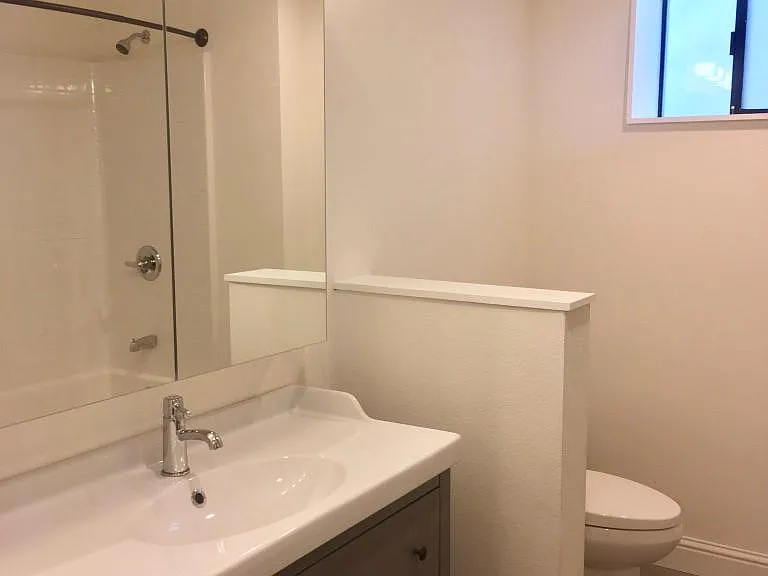 Main Bath - Vanity