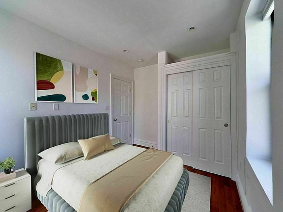 4th image of 18 Avenue A #E4