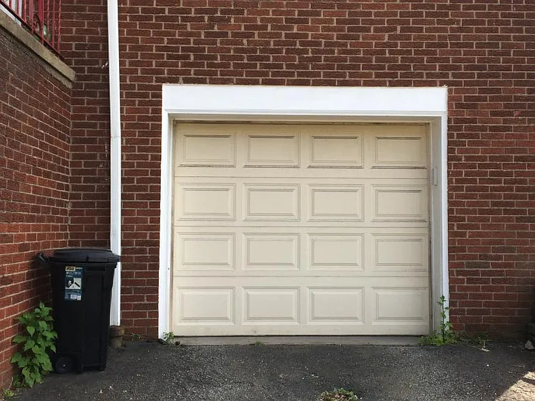 3707 Beechwood Blvd — Photo 2