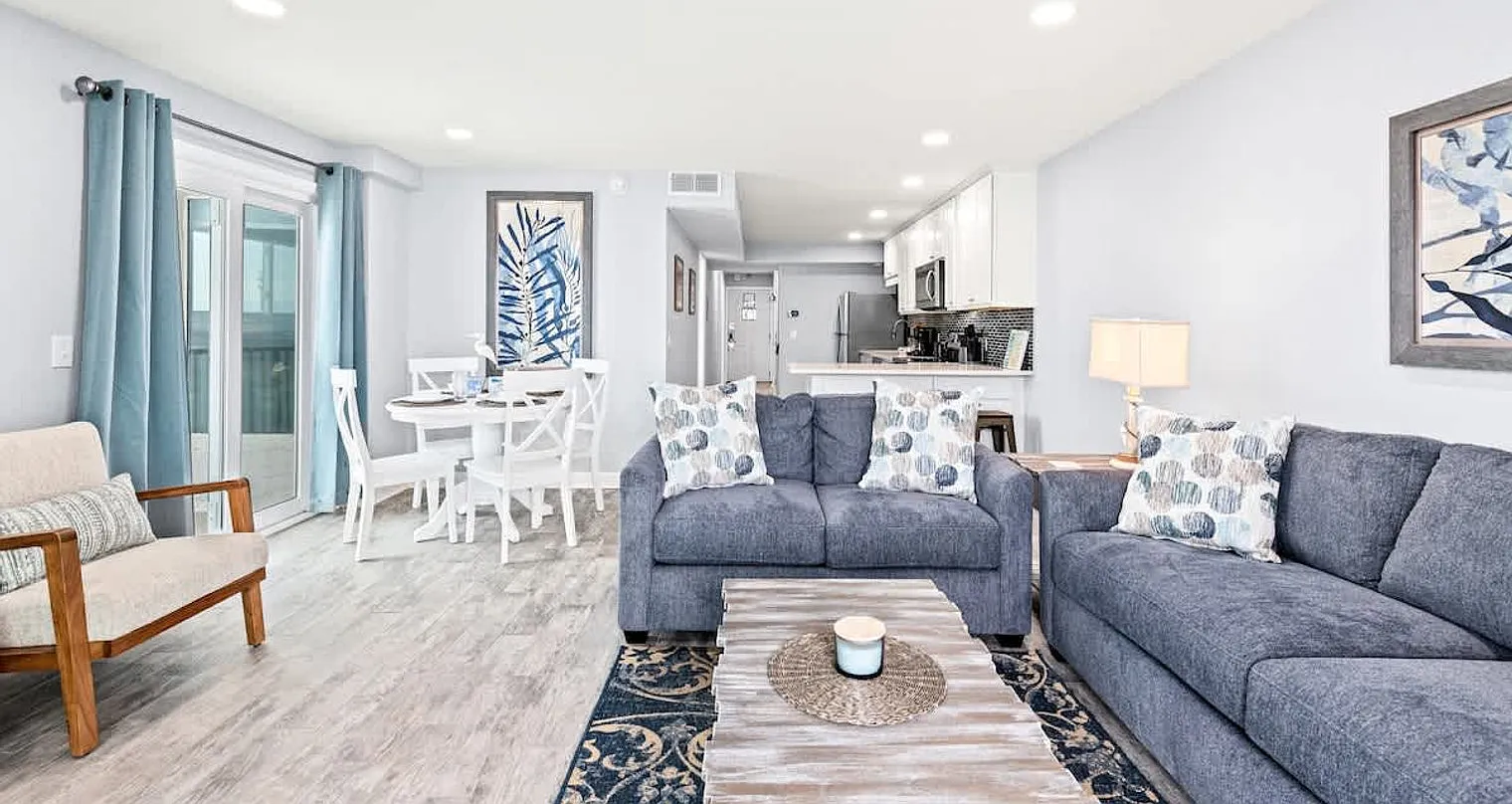 2 bed, 2.0 bath, 979 sqft, $2,239 — Photo 1