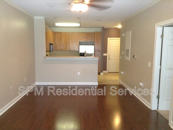 2nd image of 2808 Bloomfield Ln Unit 301