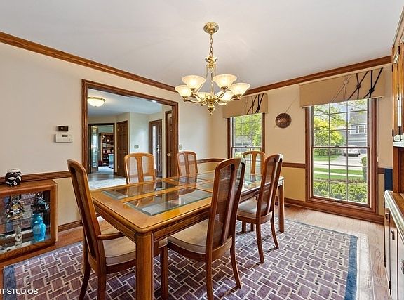 5th image of 2161 Charter Point Dr