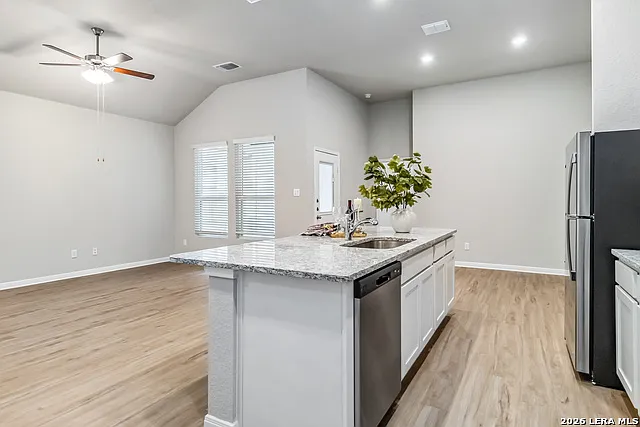 141 Nespral Dr — Photo 12