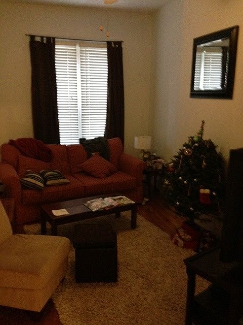 2nd image of 519 Adams St