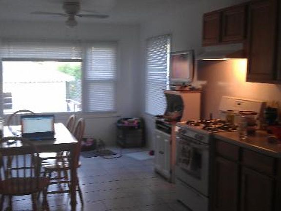 2nd image of 3549 N Oak Park Ave