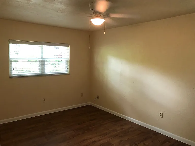 1915 SW 42nd Ave — Photo 28