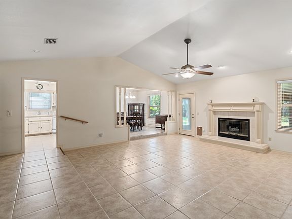 5th image of 1595 San Ardo Dr