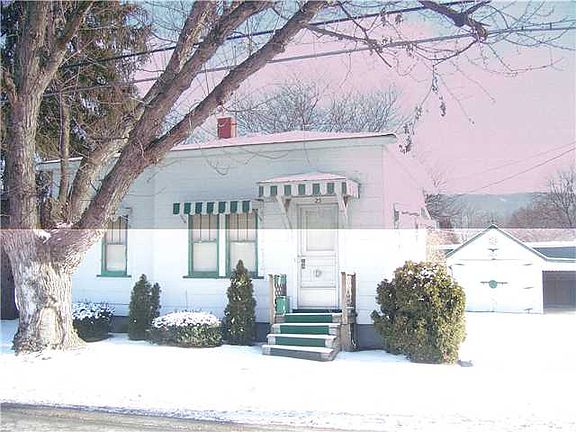 2nd image of 25 Dock St