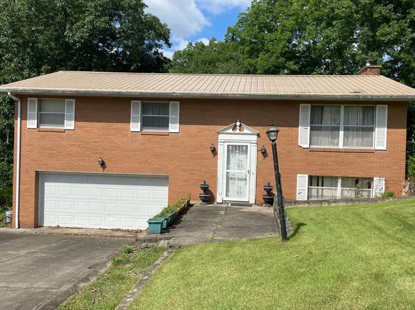 4205 Hackberry Ln, Charleston, WV 25313