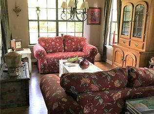 2404 E Bristol Pl, Fayetteville, AR 72701