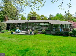 1924 Thomas Dr, Annapolis, MD 21409