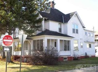 713 Iron St, Norway, MI 49870