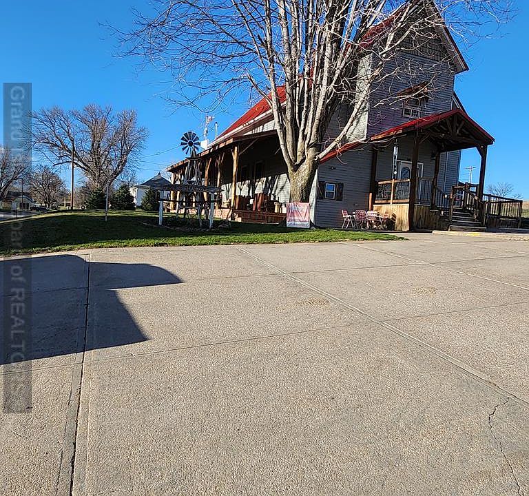 800 Kingston Ave, Wolbach, NE 68882 MLS 20240285 Zillow