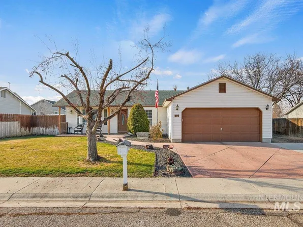 335 S San Mateo Ave, Kuna, ID 83634