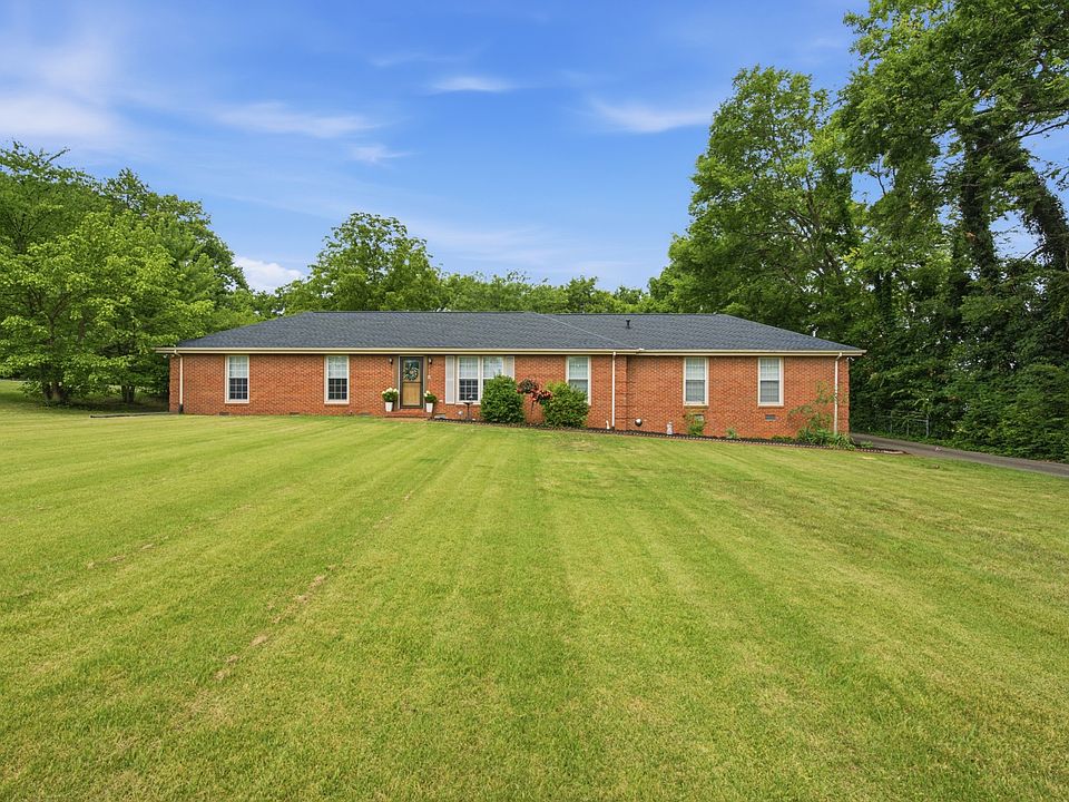 1st image of 228 Maple Hill Rd