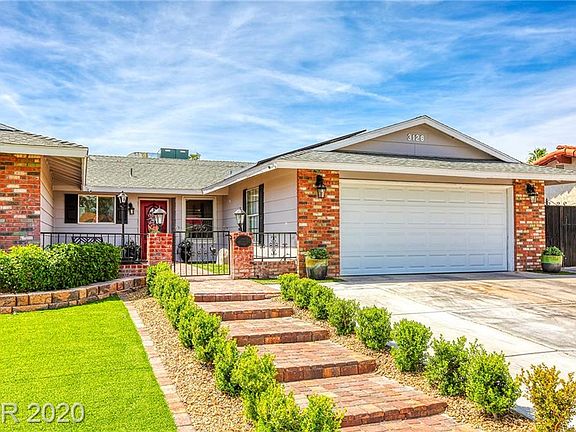 4th image of 3128 La Mesa Dr