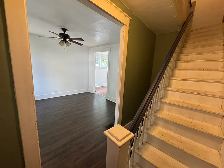 204 204/206/208 N Fort Wayne Ave #208 — Photo 2