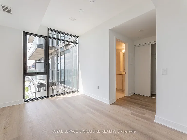 86 Dundas St E #526 — Photo 16