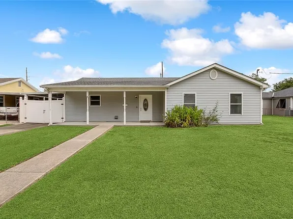 8223 Huntley Ln, Harahan, LA 70123