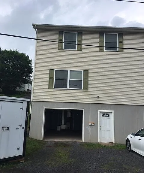 441 Spring St — Photo 1
