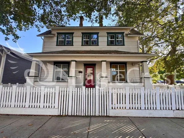215 S 4th Ave, Walla Walla, WA 99362