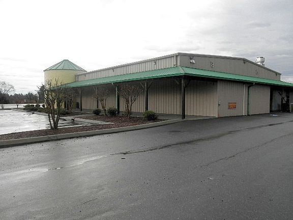 3rd image of 5631 S Nc 41 Hwy