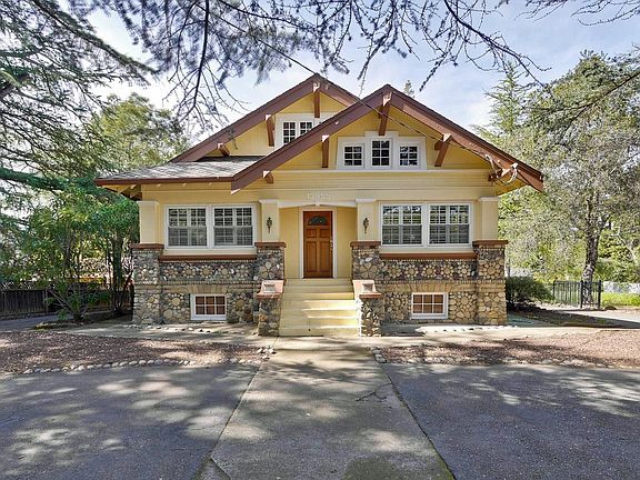 2nd image of 13855 Saratoga Ave