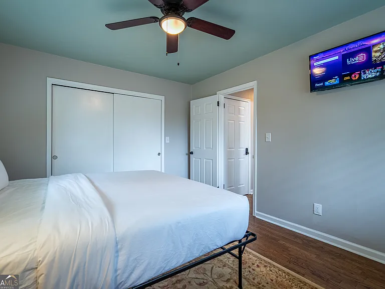 236 Pioneer Trl — Photo 17