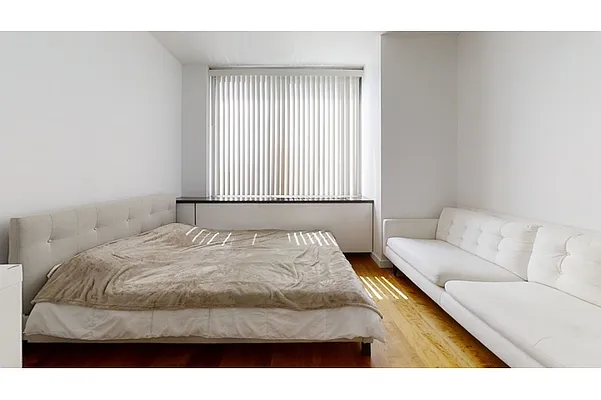 Rented by Nest Seekers International | media 14