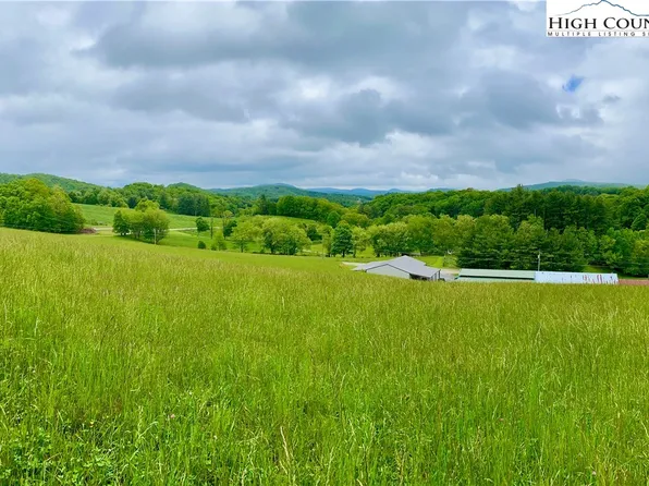 218 Wade Lookabill Drive, Boone, NC 28607