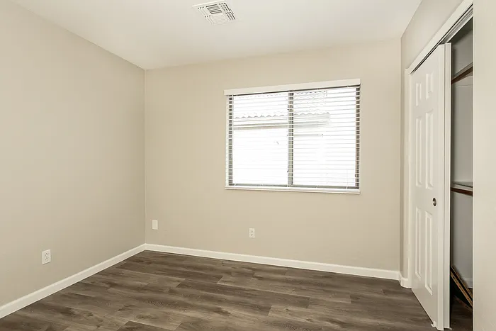 6034 N Castano Dr — Photo 13