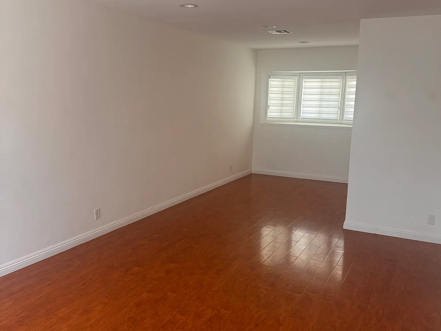 2591 N Brighton St — Photo 2