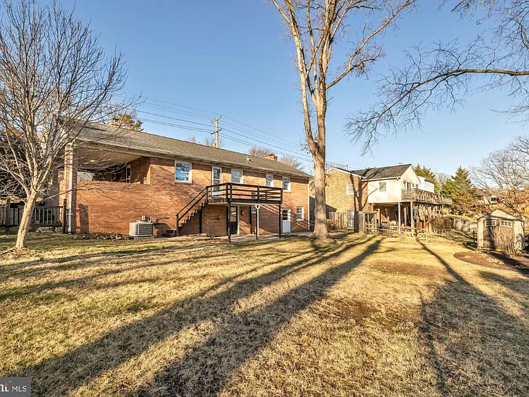 6409 Forest Rd #A — Photo 11