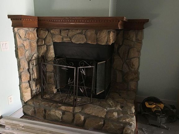 5th image of 8436 Rockridge Ct