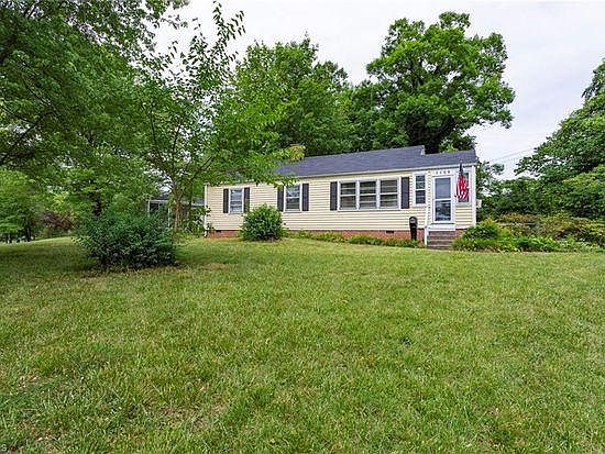 2nd image of 1100 Quail Dr