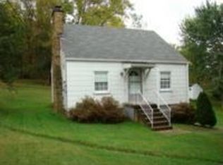 116 Narrow Dr, Pittsburgh, PA 15239