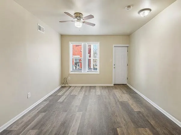 17 E Ashmead St — Photo 11