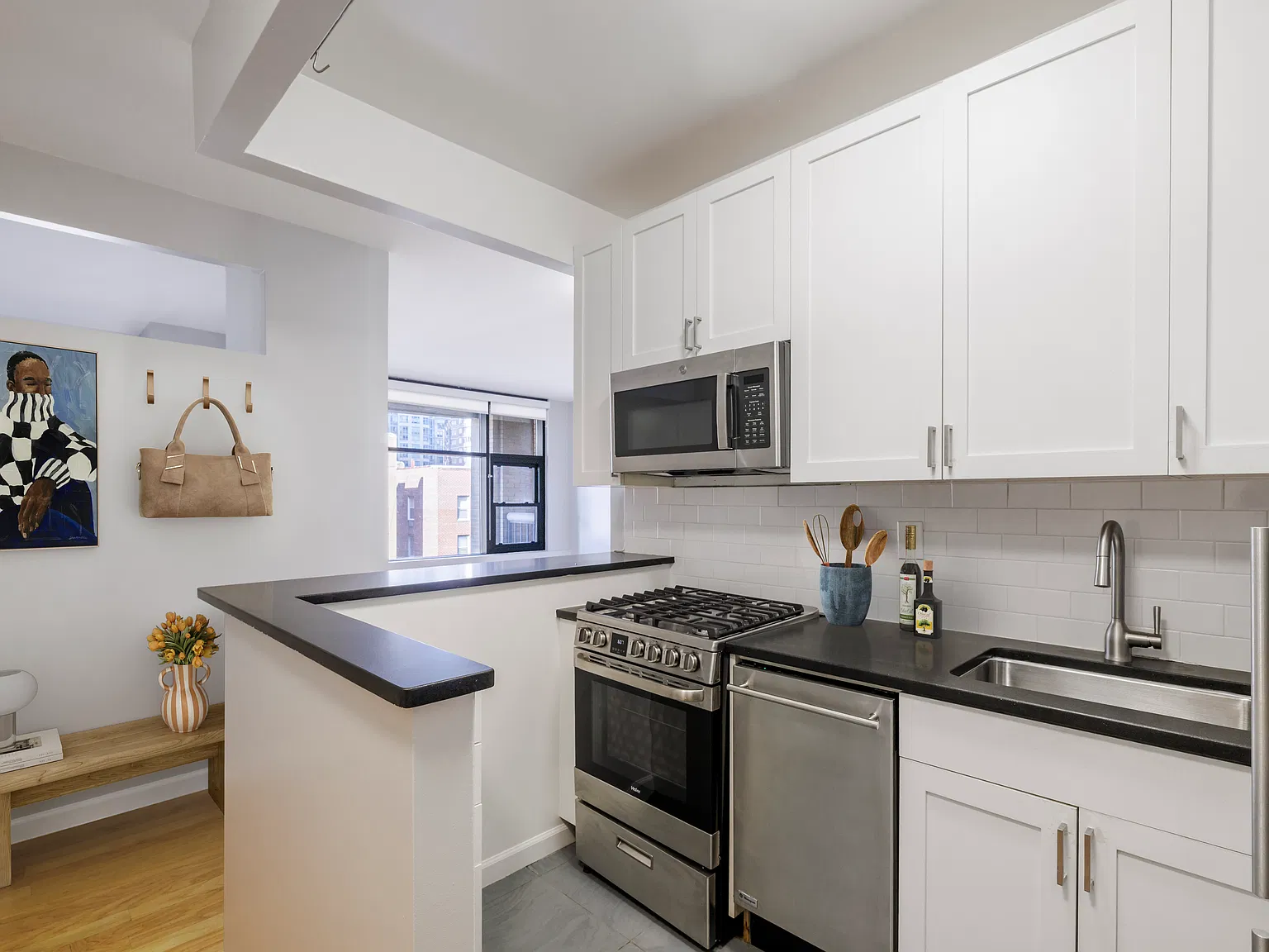 120 West 23rd Street — Photo 3