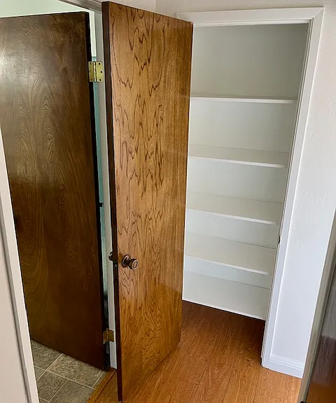 1577 Brookvale Dr — Photo 11