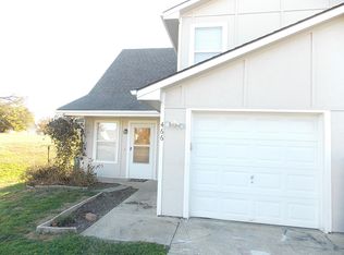 466 Spring Ave, Liberty, MO 64068